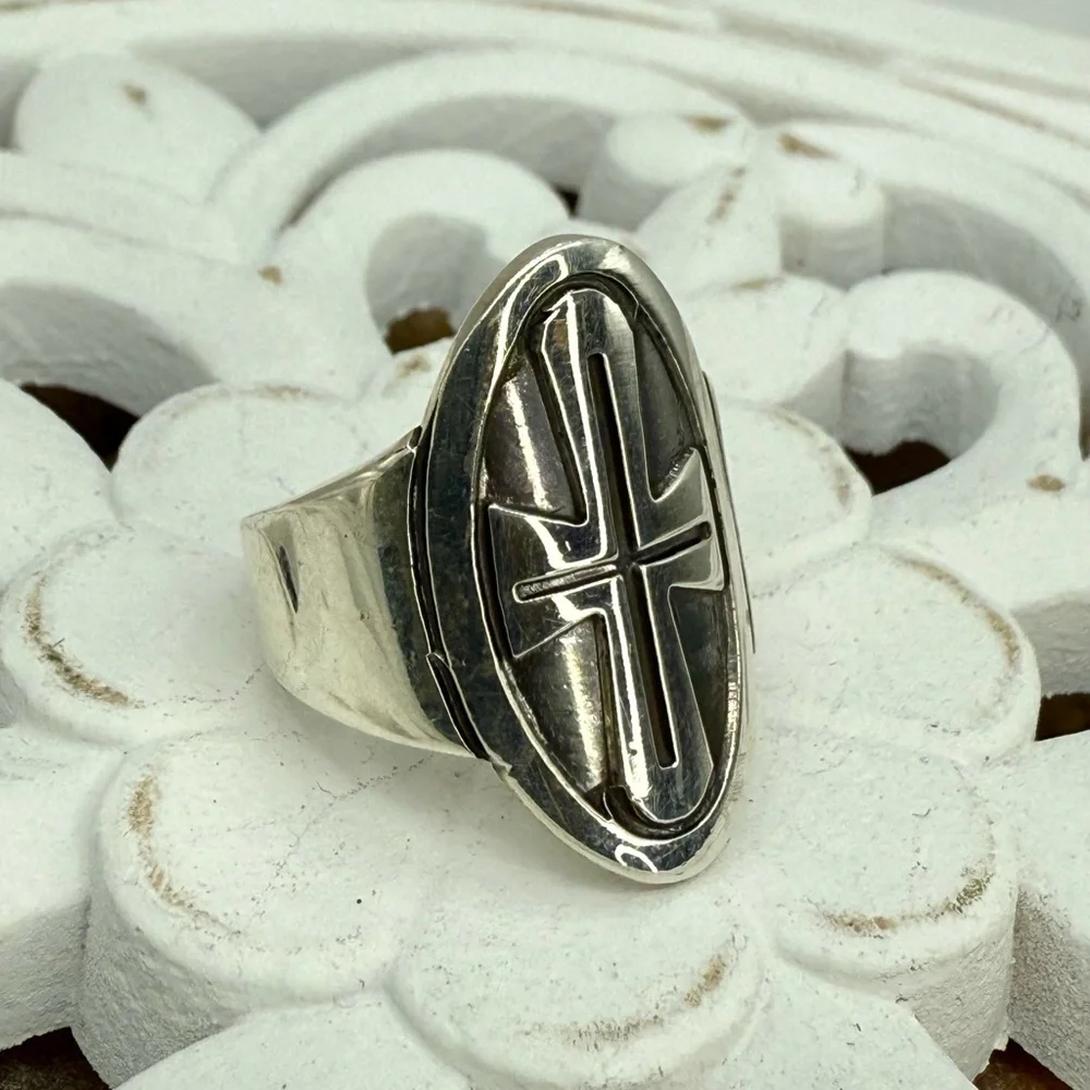 Sterling Silver Cross Ring Size 5 | Oval Shield Design | NWT | Faith Jewelry